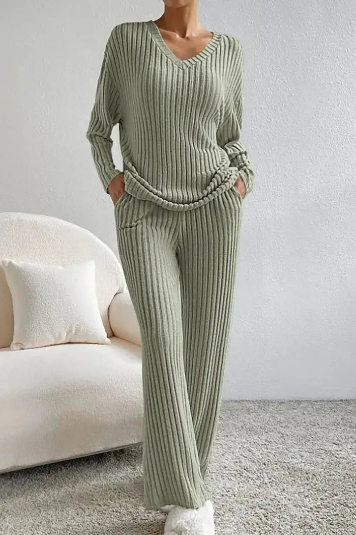Caelis Women’s Ribbed Two-Piece Loungewear Set  Drako Watches